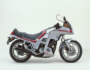 XJ750D